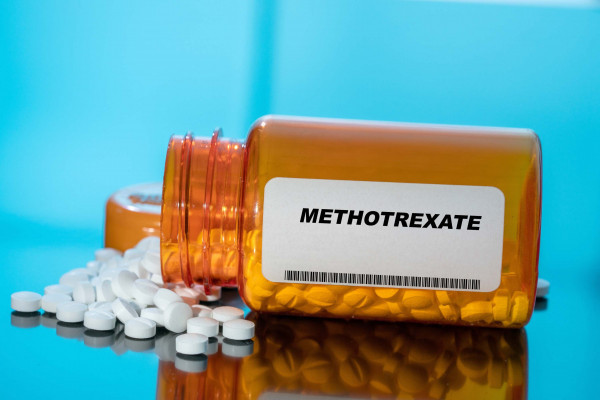 Nový standardní postup hydratace během léčby vysokými dávkami metotrexátu u pacientů s akutní lymfoblastickou leukémií